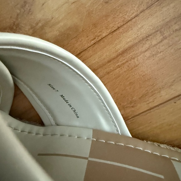 Dolce Vita Eldora Platform Slide Size 7 - Picture 5 of 7